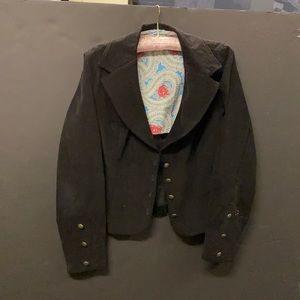 Red spur velvet short jacket with 4 front buttons